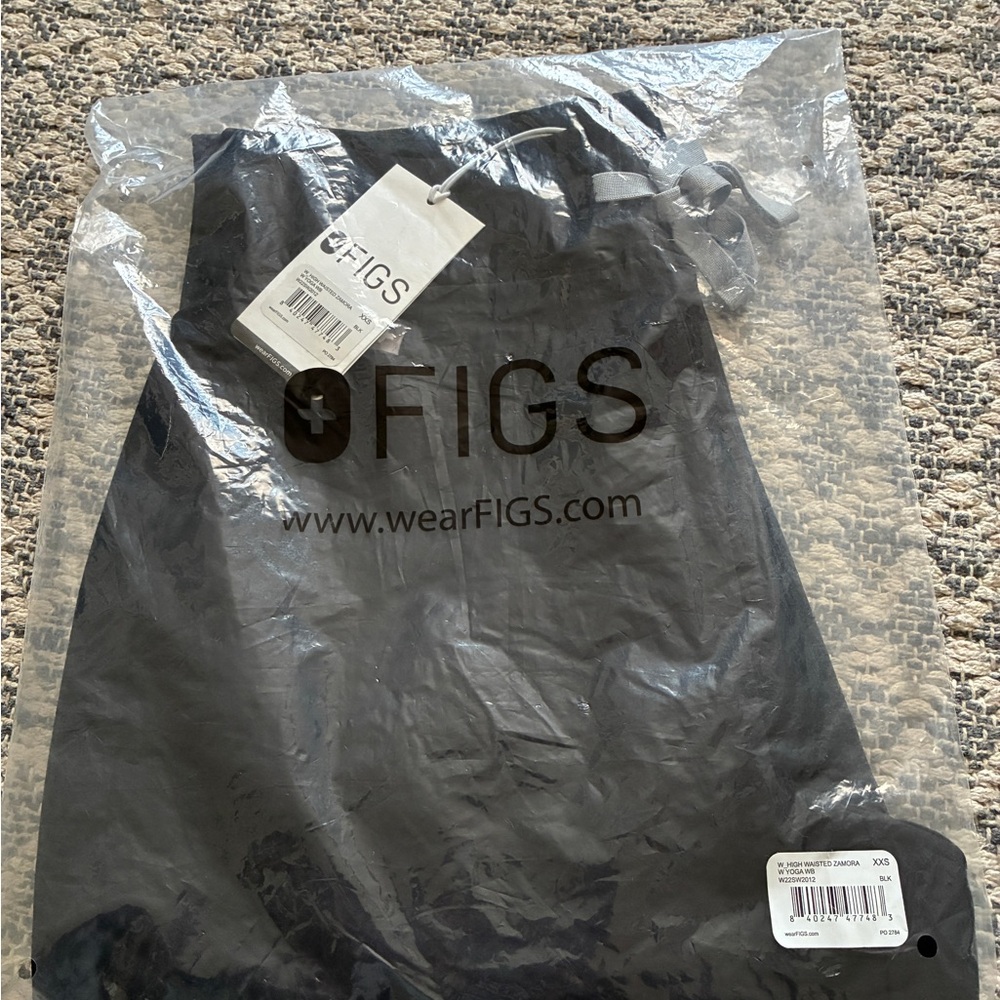 Figs Black Scrub Pants
